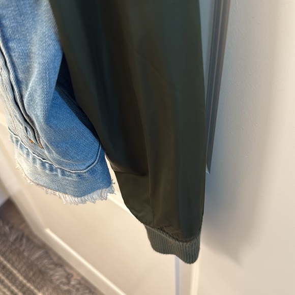 Standard Issue Jacket - Picture 4 of 9